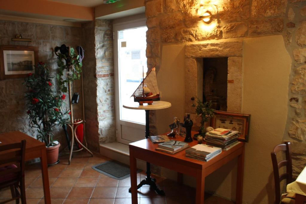 Villa Tudor Trogir Oda fotoğraf