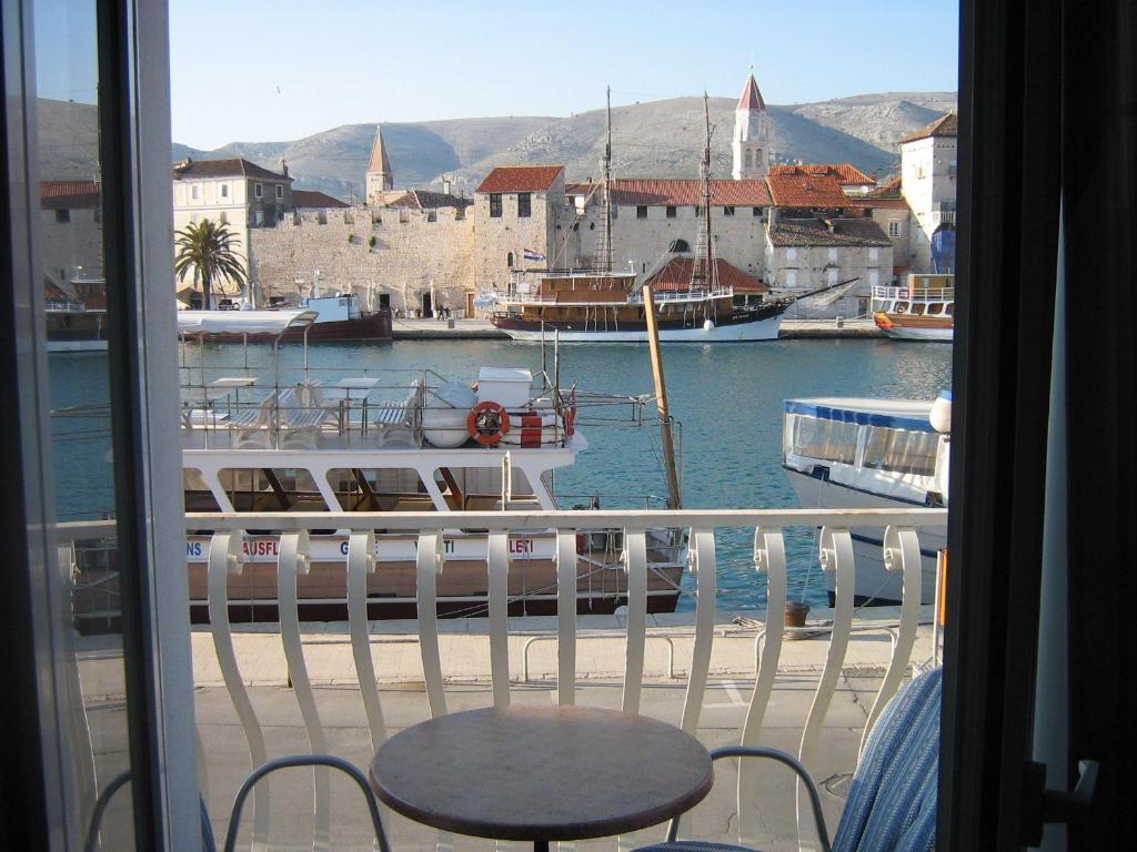 Villa Tudor Trogir Oda fotoğraf